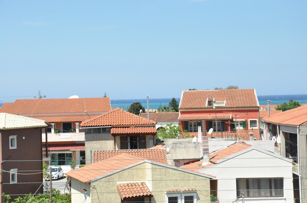 Koskinas Apartments Acharavi  Rum bild
